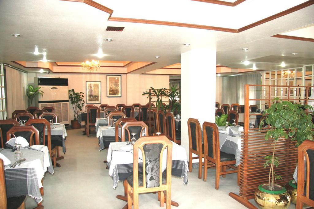 White House Hotel - City Center Dhaka Bagian luar foto