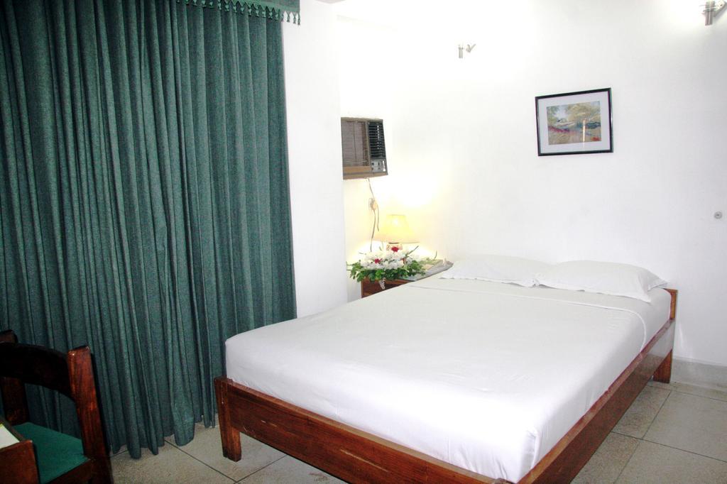 White House Hotel - City Center Dhaka Bagian luar foto