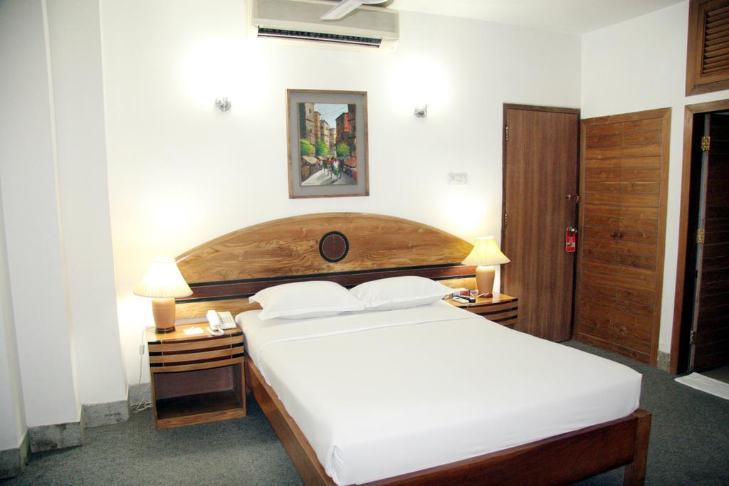 White House Hotel - City Center Dhaka Bagian luar foto