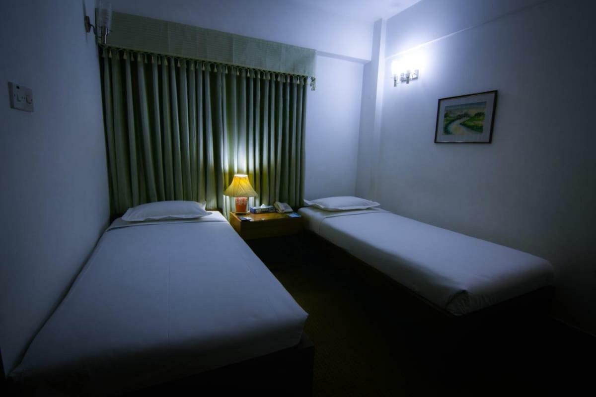White House Hotel - City Center Dhaka Bagian luar foto